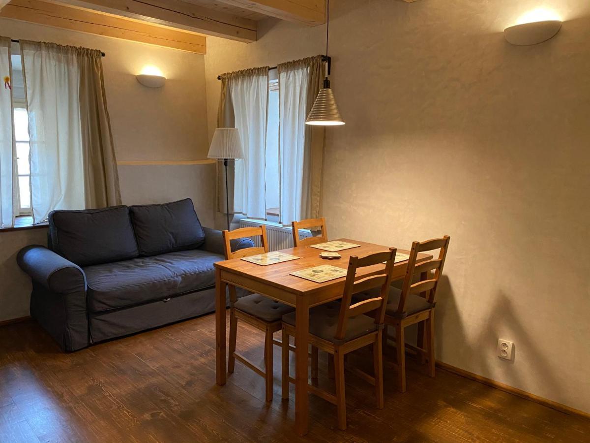U Dr. Fausta Apartment Slavonice Bagian luar foto