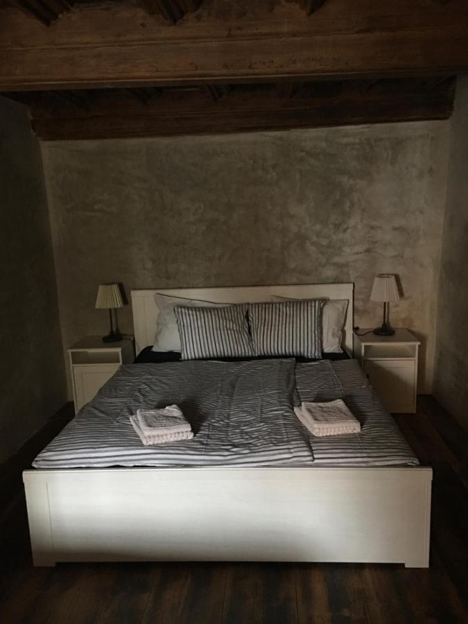 U Dr. Fausta Apartment Slavonice Bagian luar foto