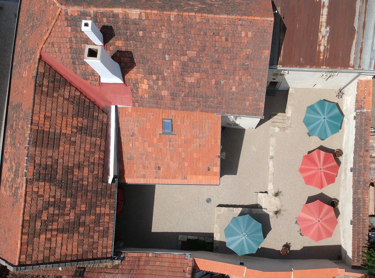 U Dr. Fausta Apartment Slavonice Bagian luar foto