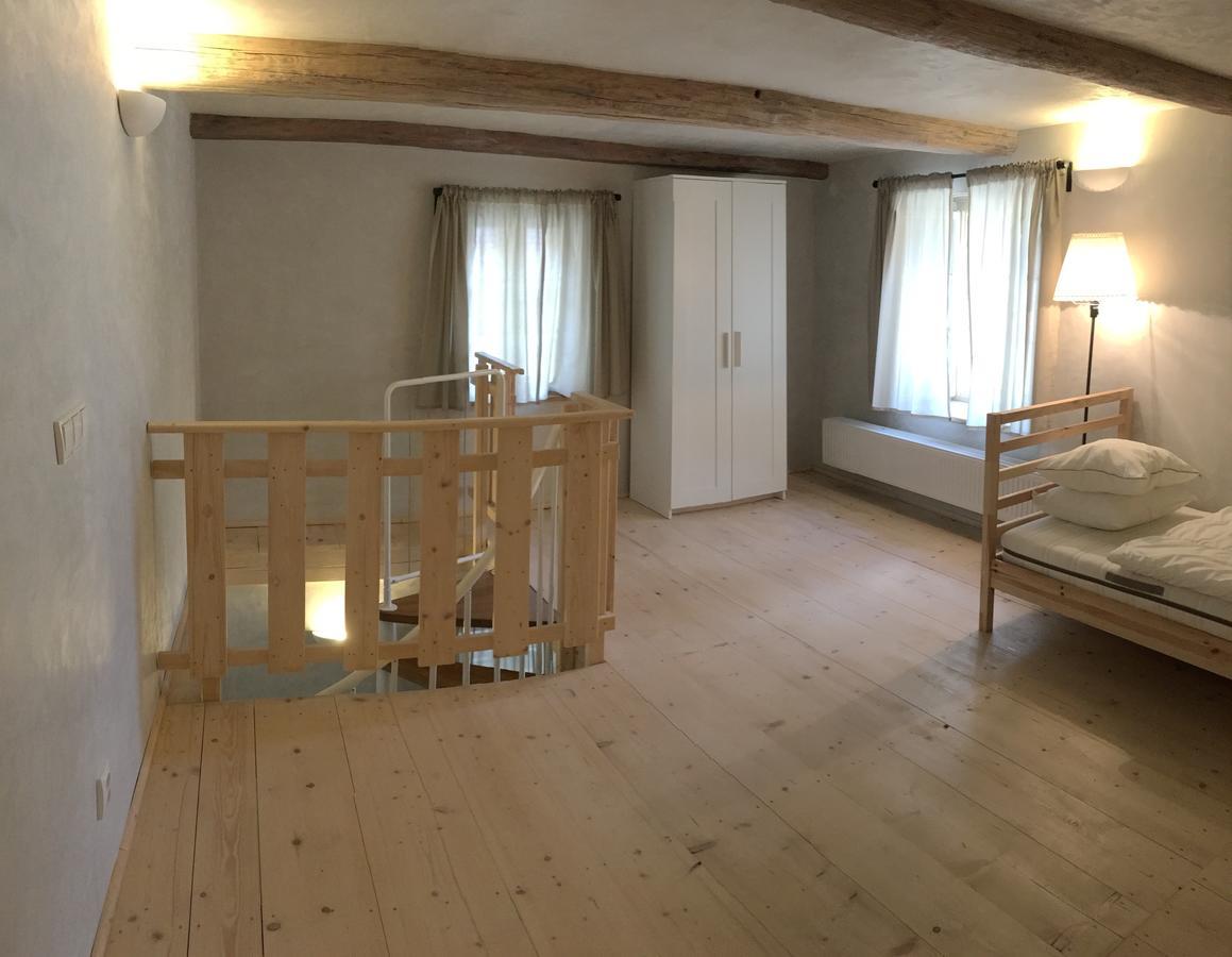 U Dr. Fausta Apartment Slavonice Bagian luar foto
