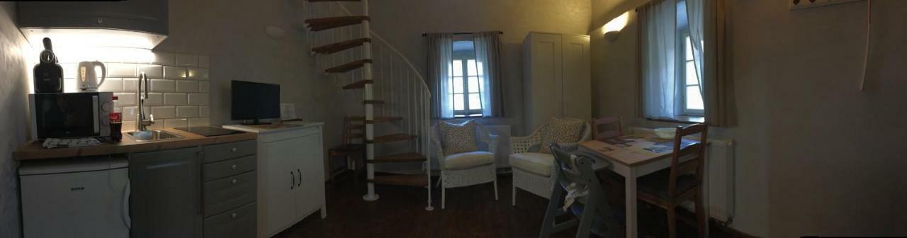 U Dr. Fausta Apartment Slavonice Bagian luar foto