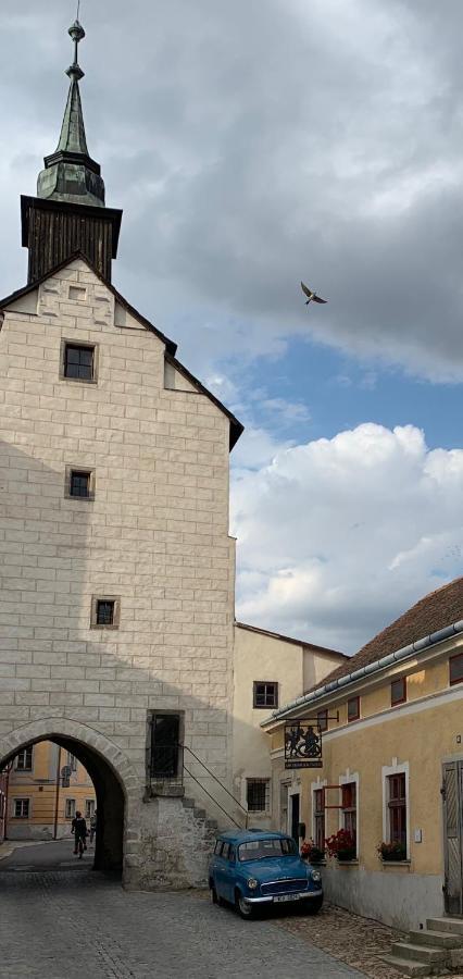 U Dr. Fausta Apartment Slavonice Bagian luar foto